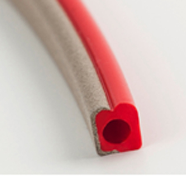 <b>Co-extrusion conductive gasket</b>